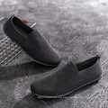 Proveedor Fashion informal Nuevo estilo para hombres Bajo precio Eva OEM Business Peas Shoes Zapatos Lazy Tending A Foot British Style